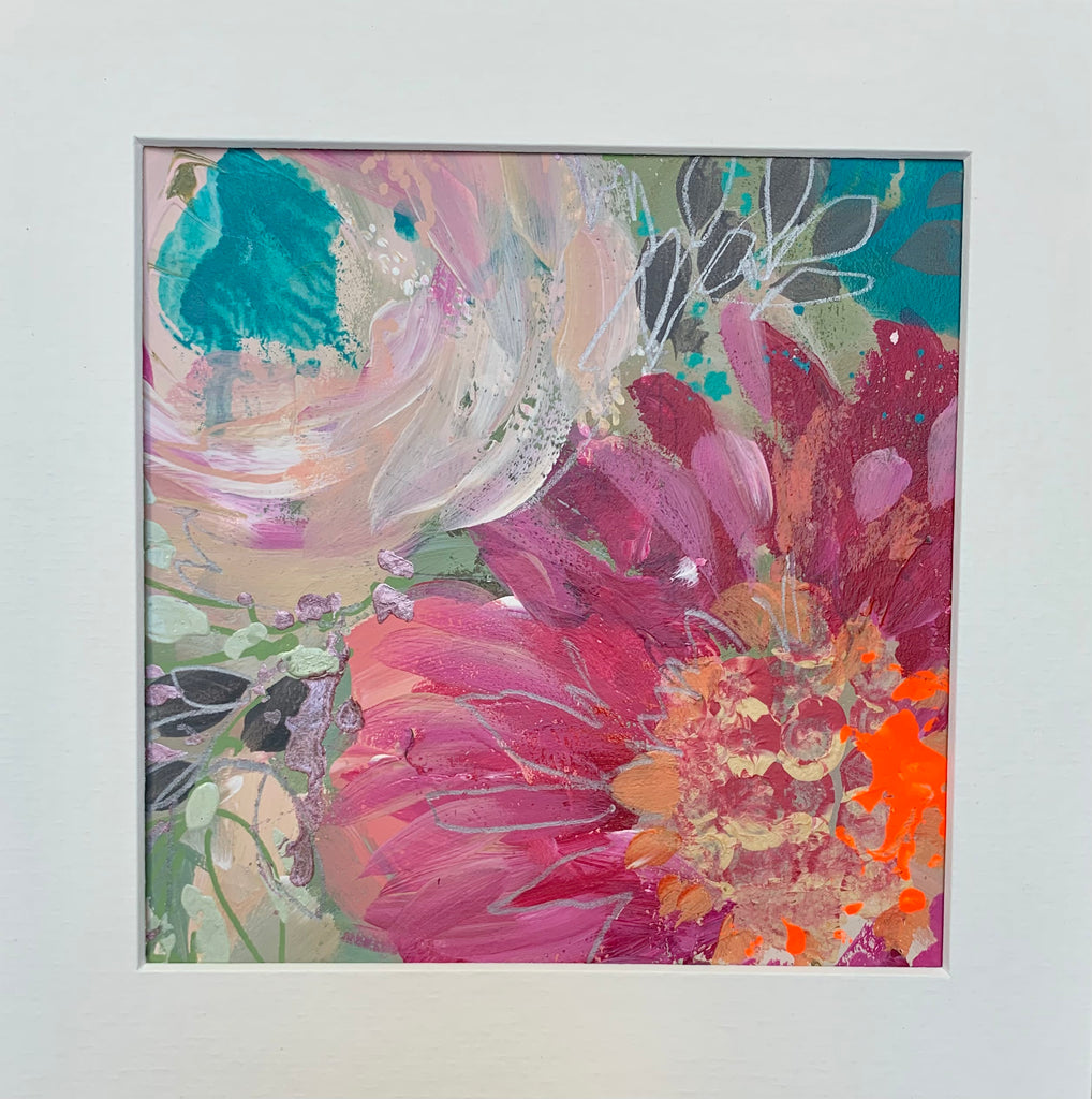 Mini floral, ‘Looking for’